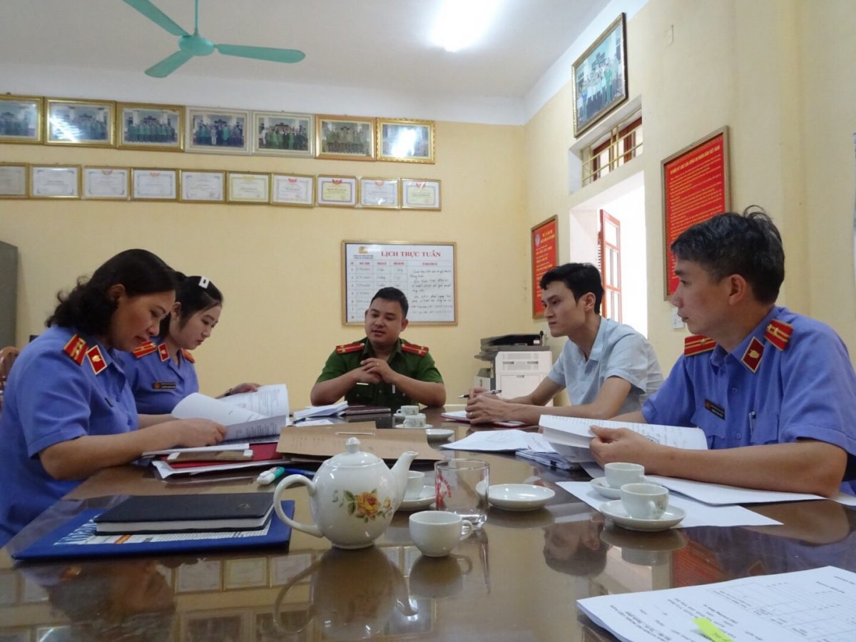 VKS Yên Bình trực tiếp kiểm sát thi hành án hình sự kết hợp xác minh những trường hợp không có điều kiện thi hành án dân sự trên địa bàn các xã thuộc trên huyện Yên Bình