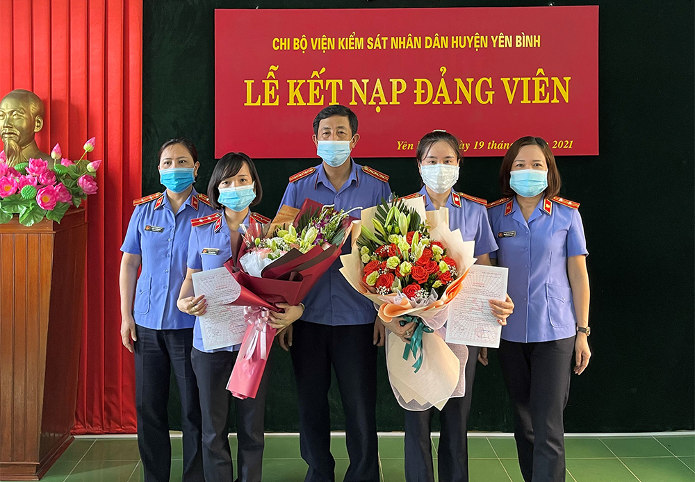 Công tác phát triển Đảng viên tại Chi bộ Viện kiểm sát nhân dân huyện Yên Bình