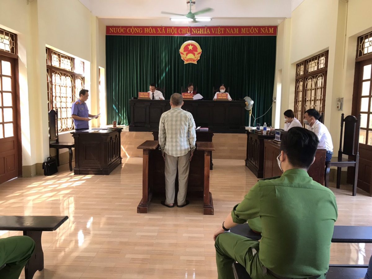 VKSND huyện Trấn Yên phối hợp với Tòa án nhân dân cùng cấp tổ chức các phiên tòa rút kinh nghiệm