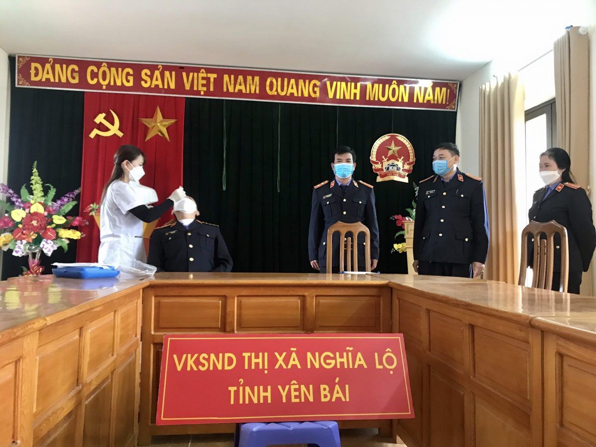 VKSND thị xã Nghĩa Lộ chủ động trong công tác phòng chống dịch covid-19