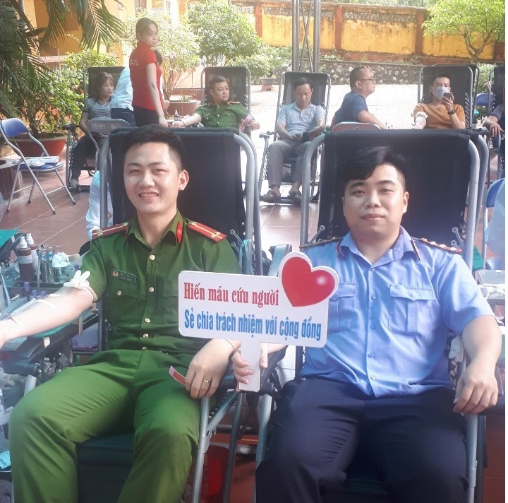 VKSND huyện Lục Yên tích cực hưởng ứng chương trình hiến máu tình nguyện hành trình đỏ “Giọt hồng đất Ngọc”