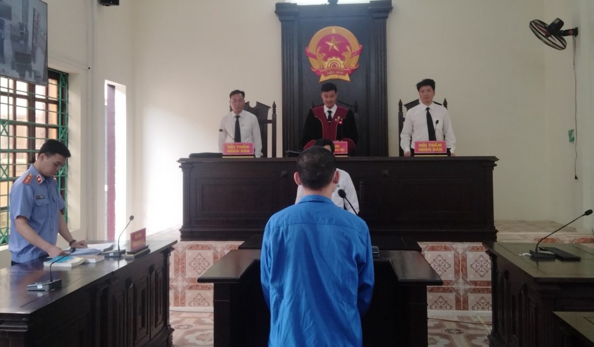 VKSND huyện Văn Yên phối hợp với Tòa án nhân dân cùng cấp tổ chức phiên tòa rút kinh nghiệm hình sự