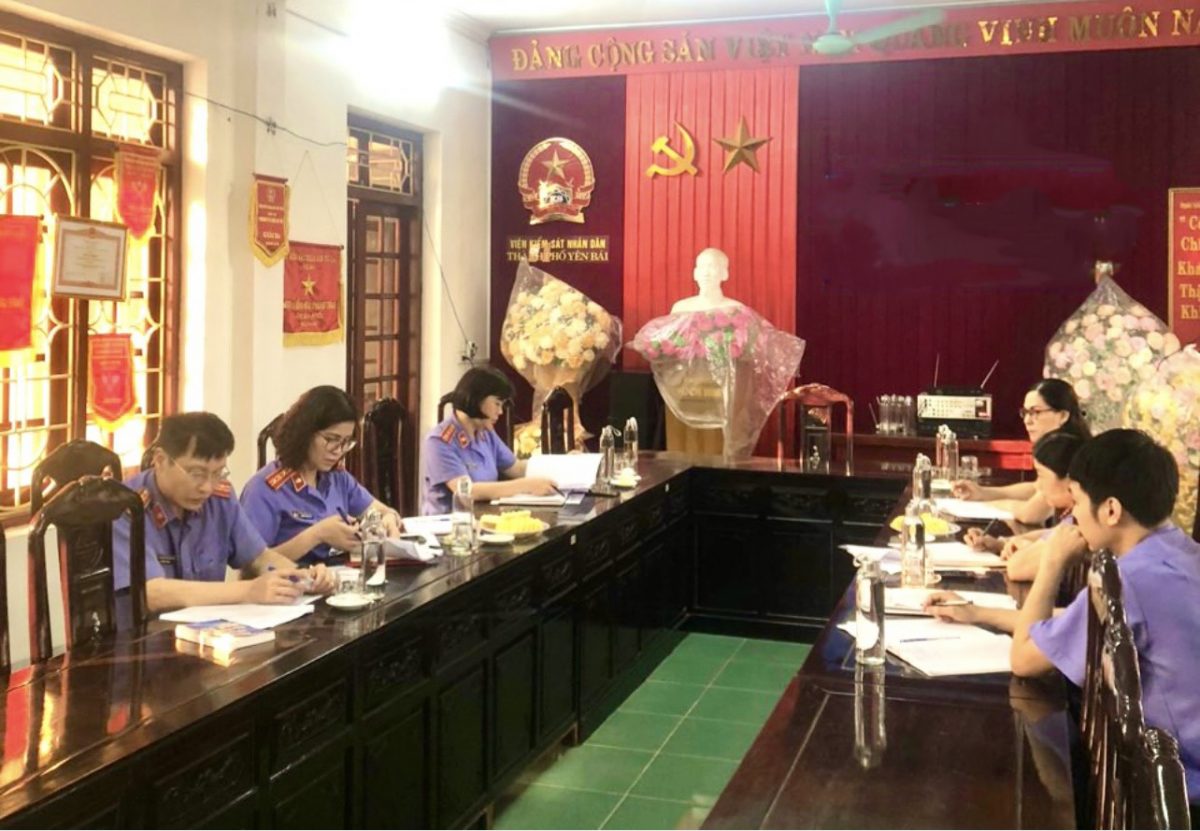 VKSND tỉnh Yên Bái kiểm tra đột xuất phiên họp  áp dụng biện pháp hành chính tại Tòa án nhân dân