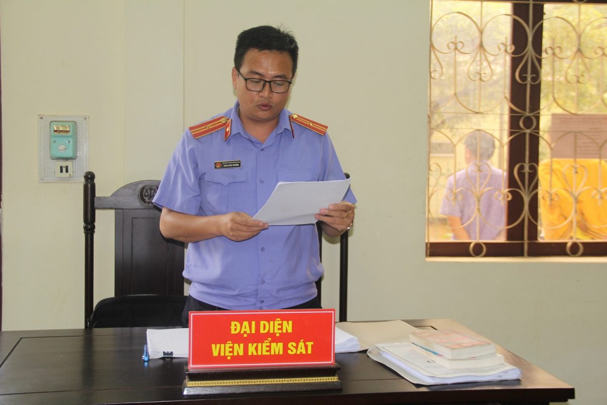 VKSND huyện Mù Cang Chải phối hợp với Tòa án nhân dân cùng cấp tổ chức 04 phiên tòa rút kinh nghiệm