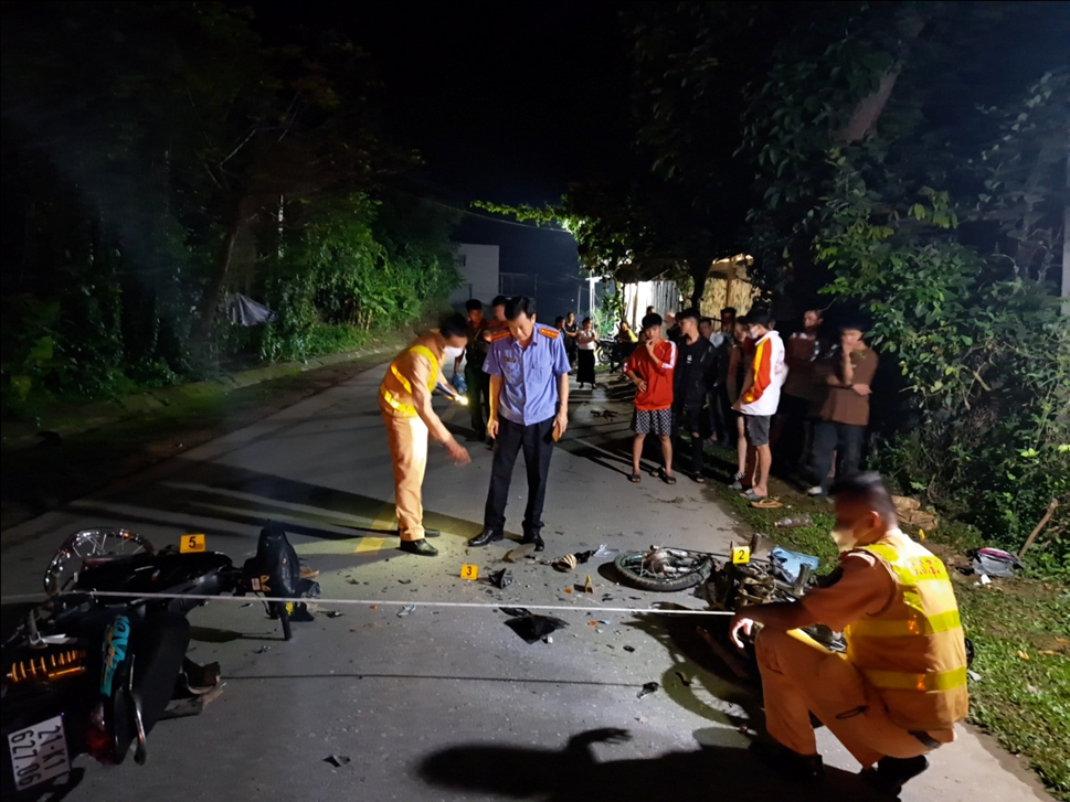 VKSND huyện Văn Chấn kiểm sát chặt chẽ việc khám nghiệm hiện trường trong các vụ tai nạn giao thông đường bộ