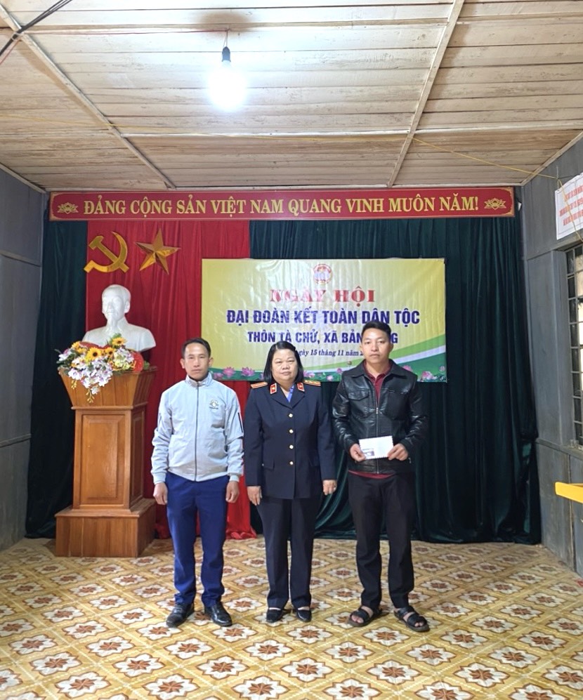 VKSND huyện Trạm Tấu dự ngày hội Đại đoàn kết toàn dân tại thôn Tà Chử, xã Bản Công, huyện Trạm Tấu năm 2023