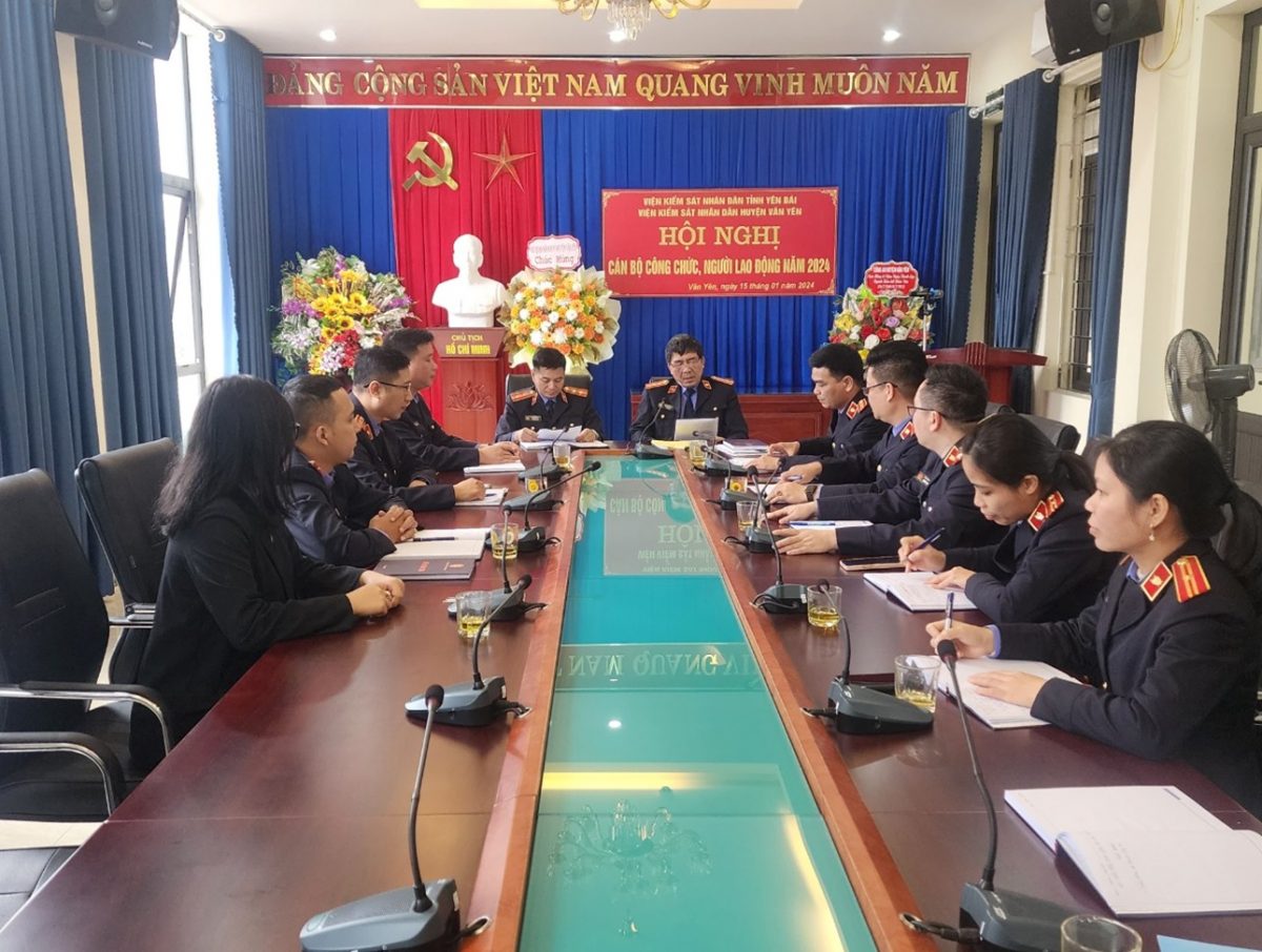 VKSND huyện Văn Yên tổ chức Hội nghị cán bộ, công chức năm 2024