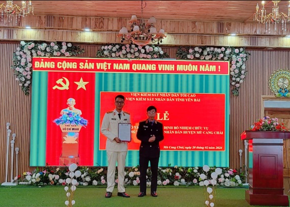 Lễ công bố và trao Quyết định bổ nhiệm Phó Viện trưởng VKSND huyện Mù Cang Chải, tỉnh Yên Bái
