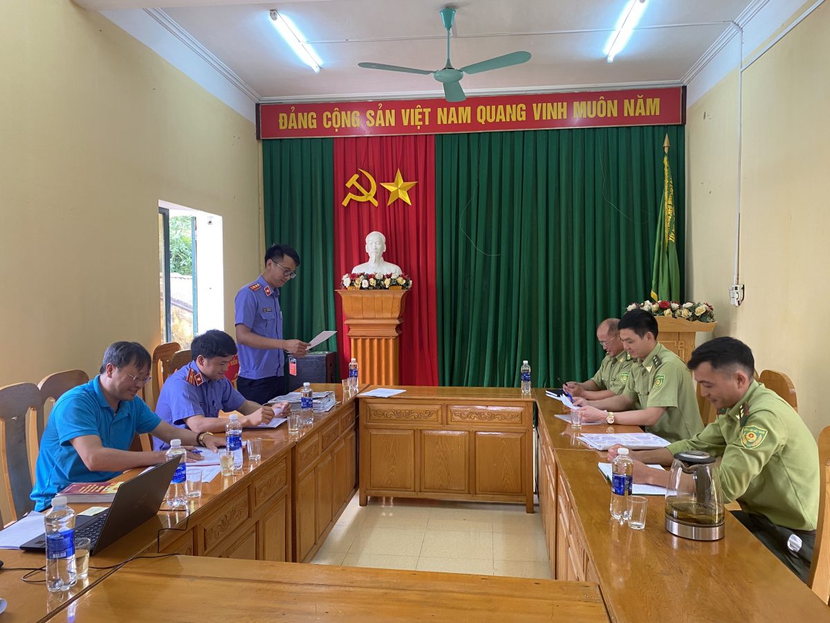 VKSND huyện Mù Cang Chải trực tiếp kiểm sát tại Hạt Kiểm lâm huyện Mù Cang Chải