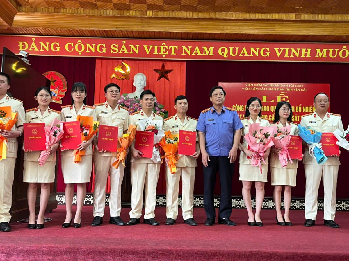 VKSND tỉnh Yên Bái tổ chức Lễ công bố và trao Quyết định bổ nhiệm Kiểm sát viên trung cấp, Kiểm sát viên sơ cấp